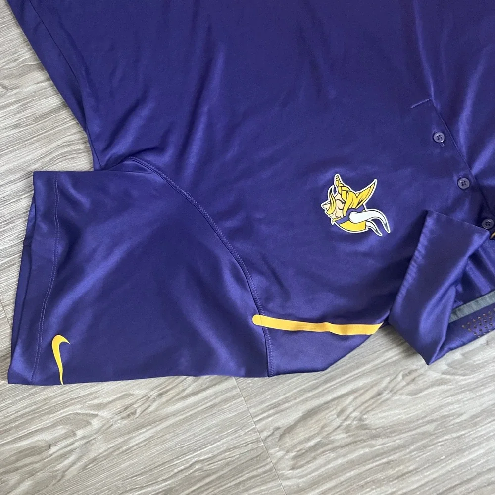 Nike Dri-FIT Minnesota Vikings NFL Polo Shirt Mens 2XL Purple Gold 597159-547